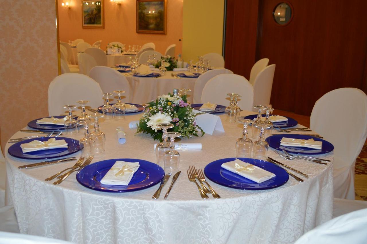 Hotel Principe Pomezia Esterno foto