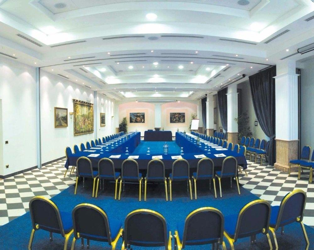 Hotel Principe Pomezia Esterno foto